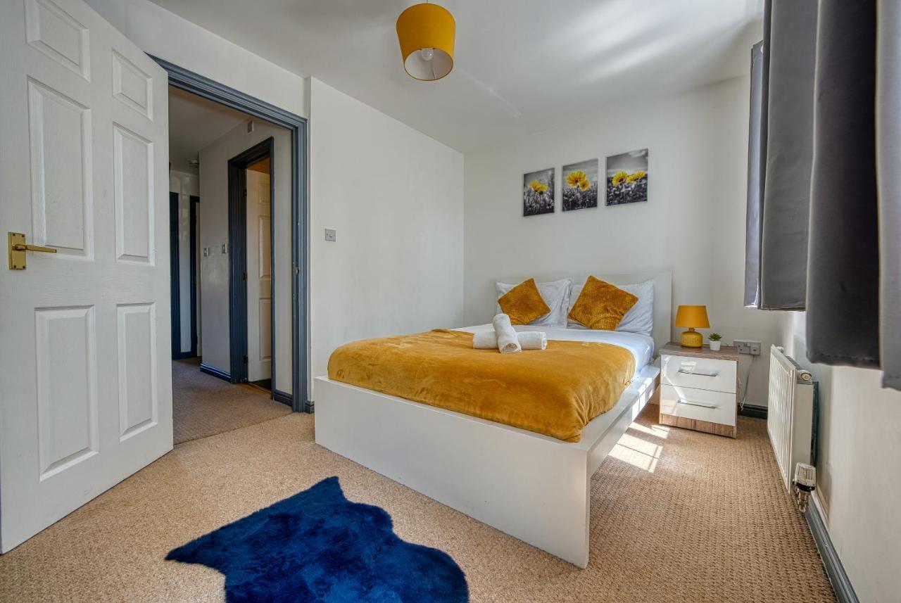 Nec Exhibitor Home, Stay Near Birmingham Airport Extérieur photo