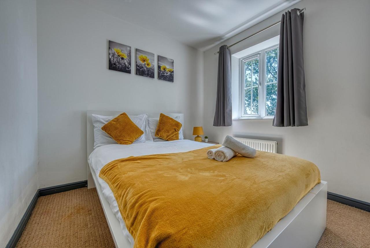 Nec Exhibitor Home, Stay Near Birmingham Airport Extérieur photo